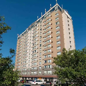**** Hotel Sandman Signature Canada